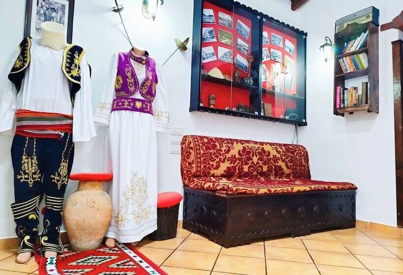 Guva Mangalem Hotel Restaurant