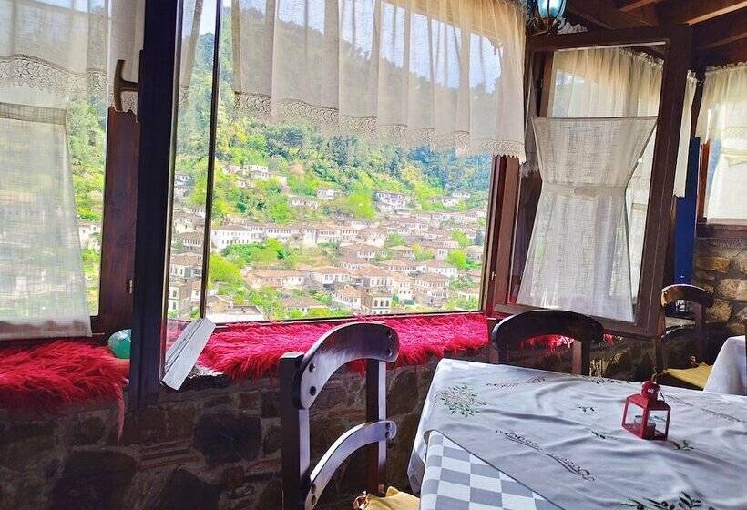 Guva Mangalem Hotel Restaurant