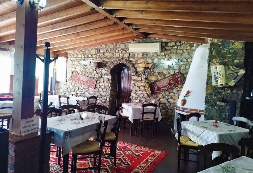 Guva Mangalem Hotel Restaurant