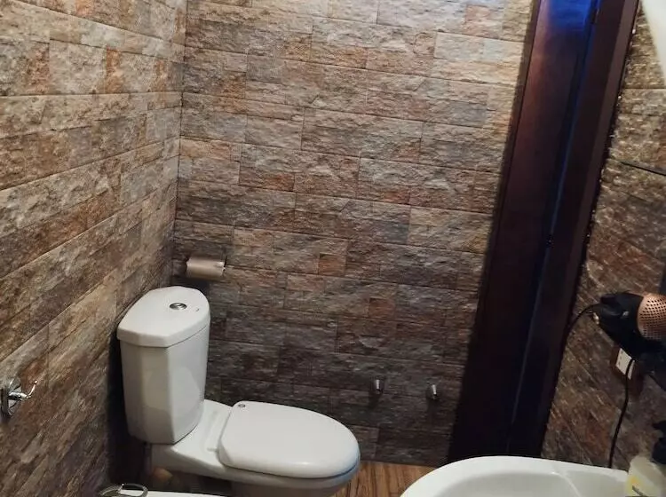 Guva Mangalem Hotel Restaurant