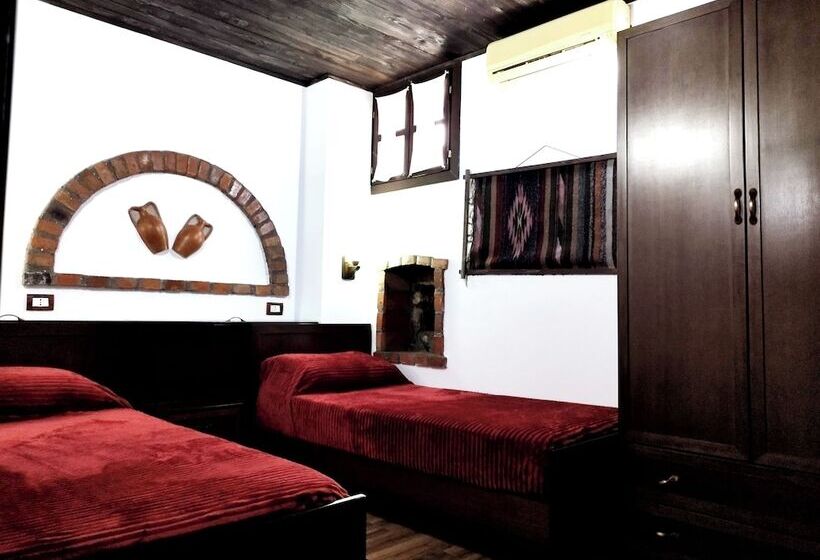 Guva Mangalem Hotel Restaurant