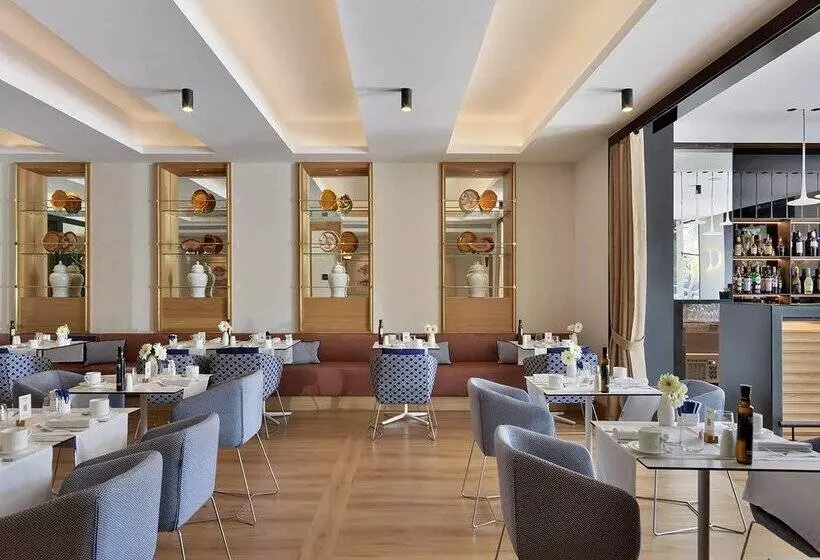 Отель H10 Port Vell 4* Sup