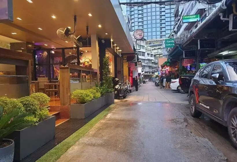 ホテル Icheck Inn Nana By Aspira