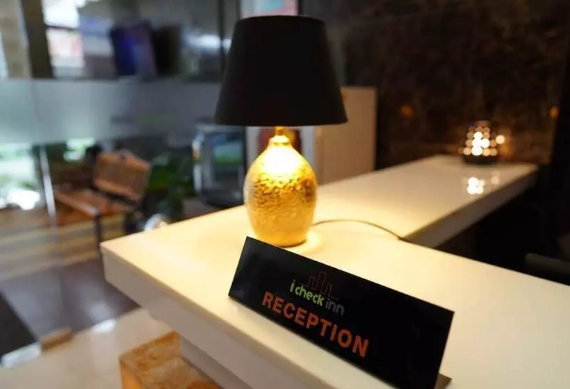 ホテル Icheck Inn Nana By Aspira