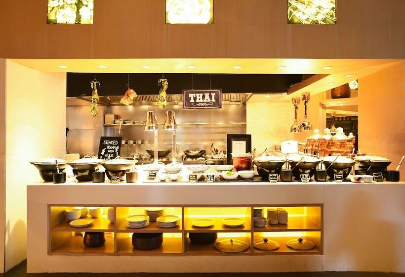 ホテル Jhouse Thonglor