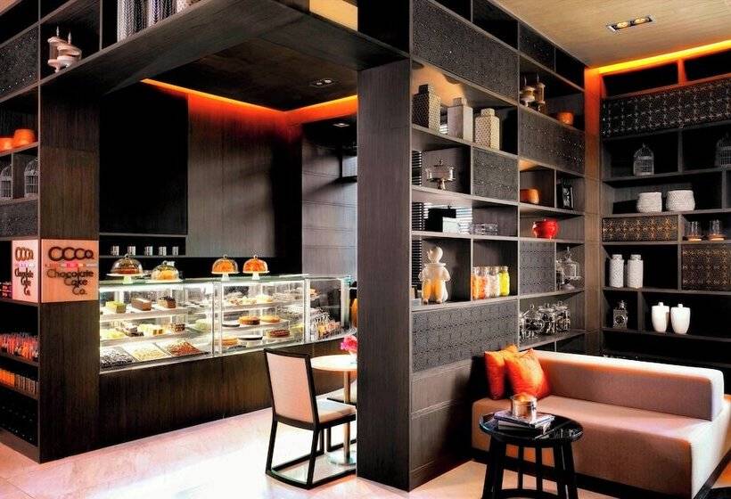 ホテル Jhouse Thonglor