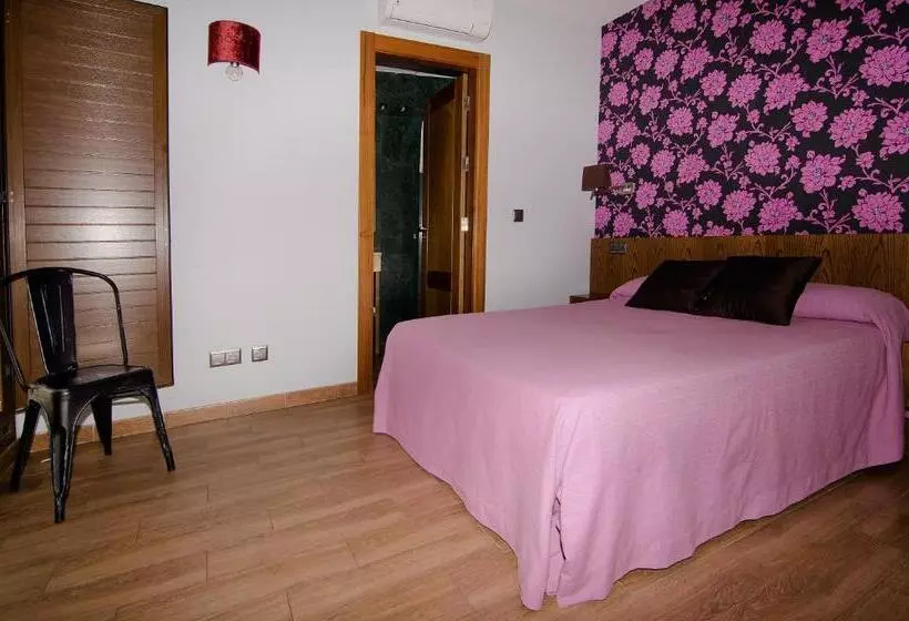 בית מלון כפרי Le Petit León