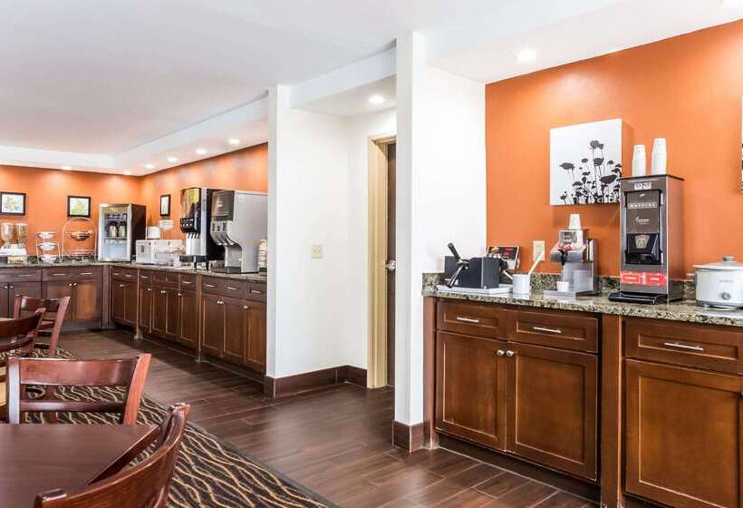 בית מלון כפרי Sleep Inn