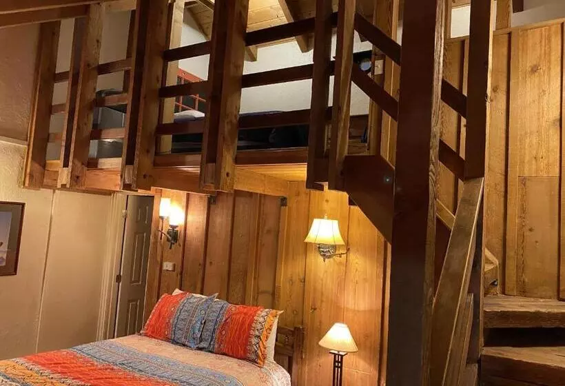 호텔 The Viking Lodge   Downtown Winter Park Colorado