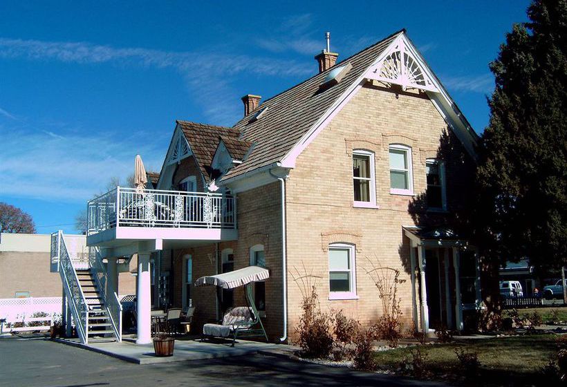 בית מלון כפרי Victorian Rose Country Inn