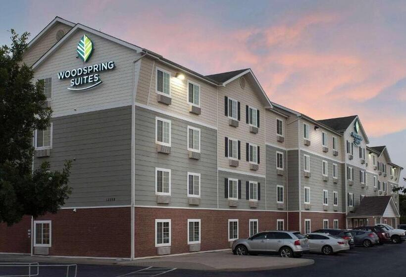 בית מלון כפרי Woodspring Suites San Antonio North Live Oak I35