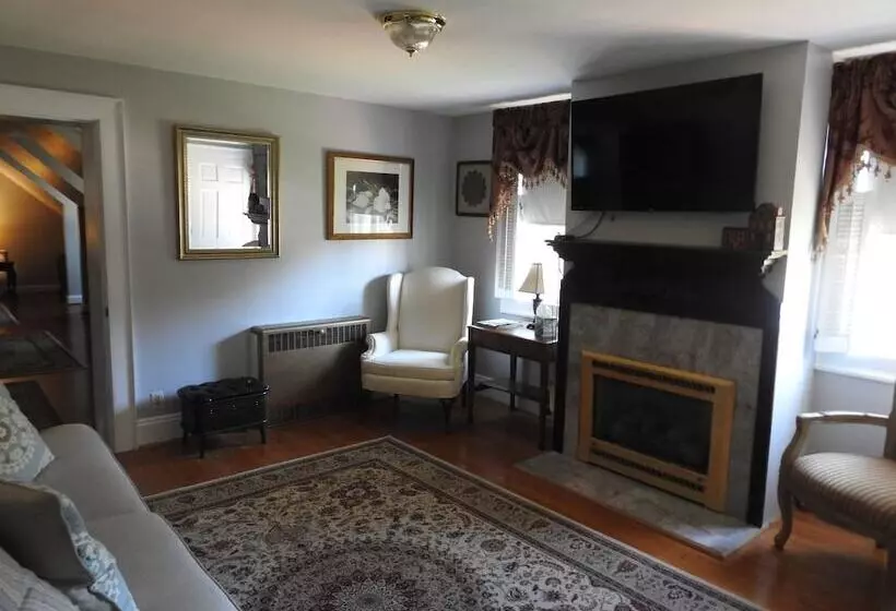 Magnolia Manor B&b Inn