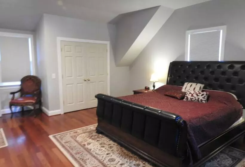 Magnolia Manor B&b Inn