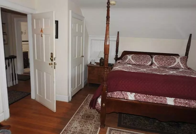 Magnolia Manor B&b Inn