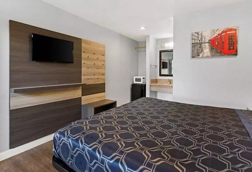 モーテル Bay Breeze Inn