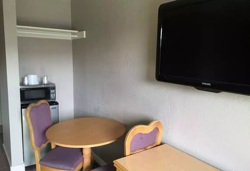 Мотель Budget Inn