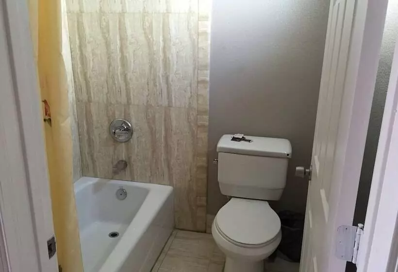 Мотель Budget Inn