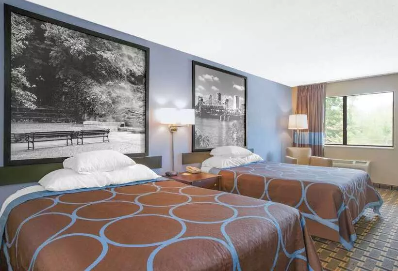 מוטל Super 8 By Wyndham Brinkley