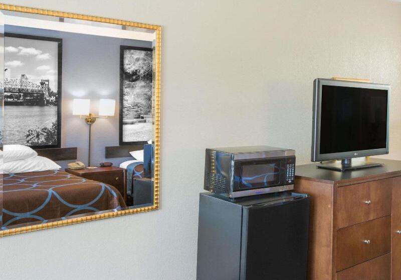 فندق على الطريق Super 8 By Wyndham Brinkley