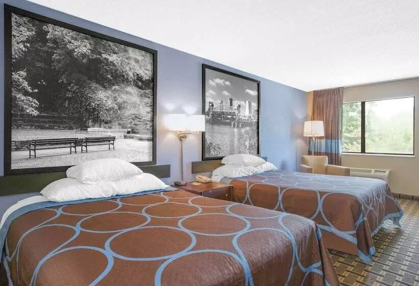 מוטל Super 8 By Wyndham Brinkley