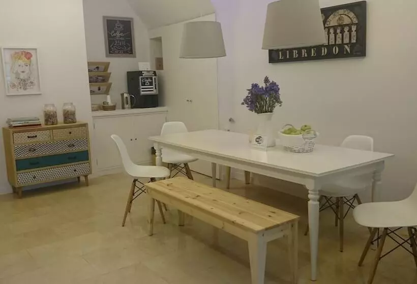 پانسیون Libredón Rooms