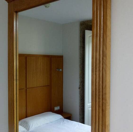 膳宿费 Libredón Rooms