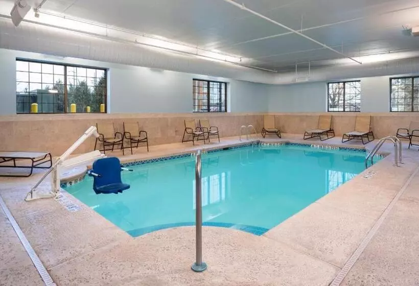 Staybridge Suites Buffalo Amherst, An Ihg