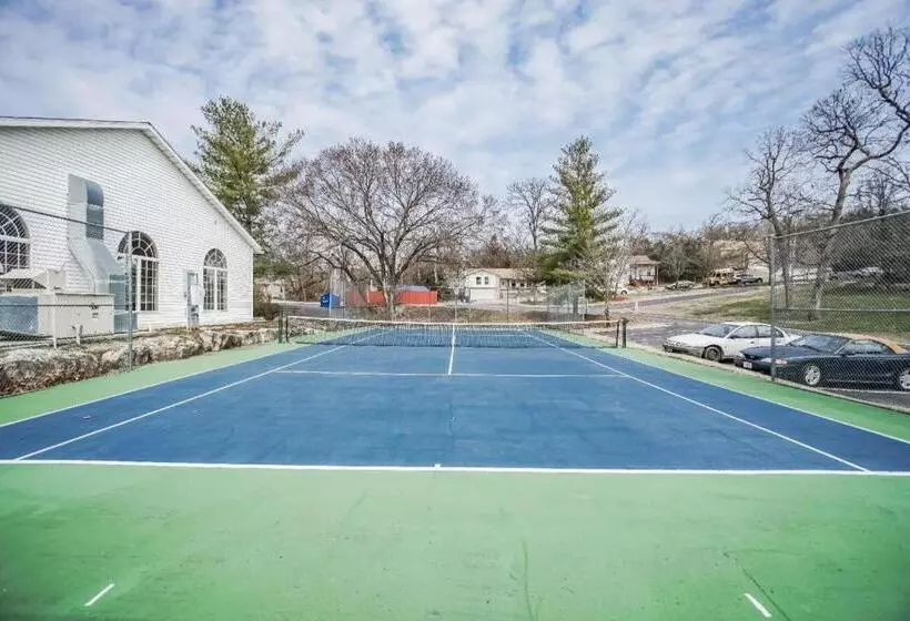 Branson King Resort And Suites