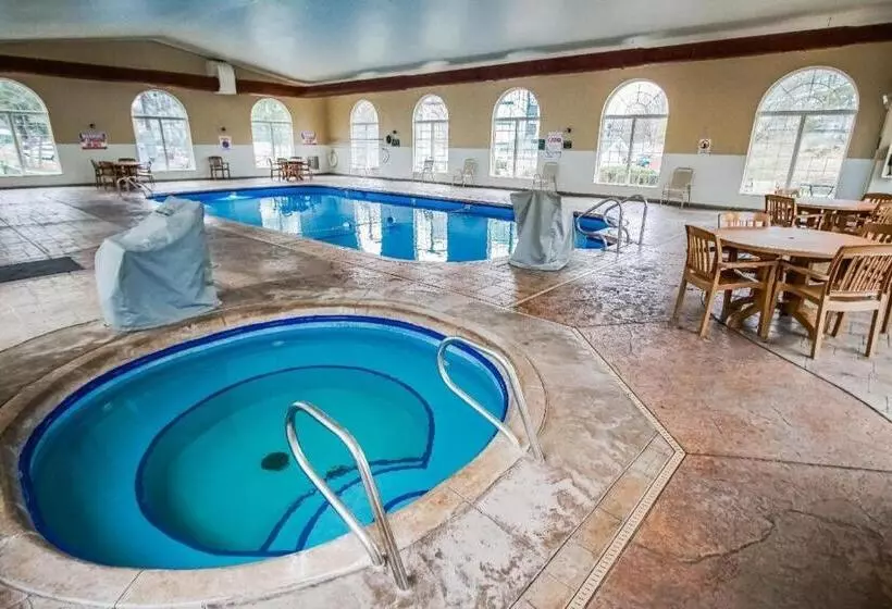 Branson King Resort And Suites