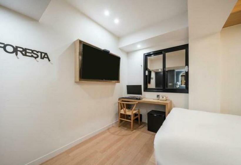 בית מלון כפרי 701