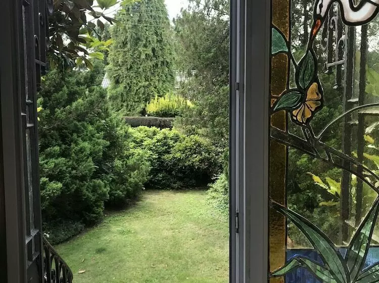 Aamiaismajoitus (B&B) Les Jardins D Aïka