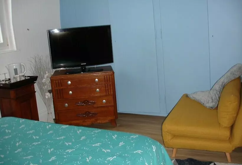 Aamiaismajoitus (B&B) Les Jardins D Aïka