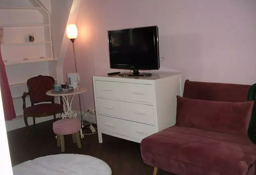 Aamiaismajoitus (B&B) Les Jardins D Aïka