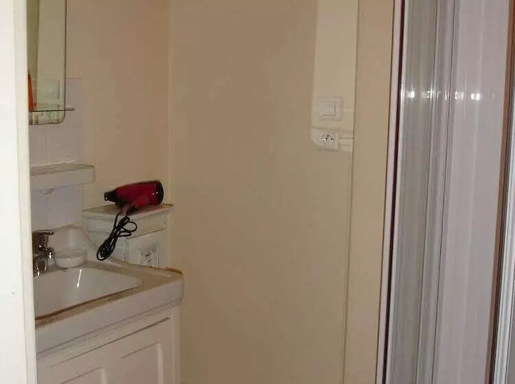 Aamiaismajoitus (B&B) Les Jardins D Aïka