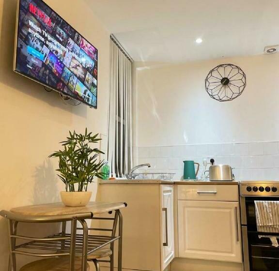 Citynights Studios With Free Parking