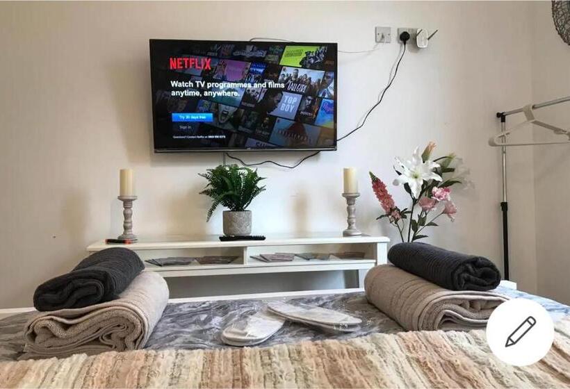 Citynights Studios With Free Parking