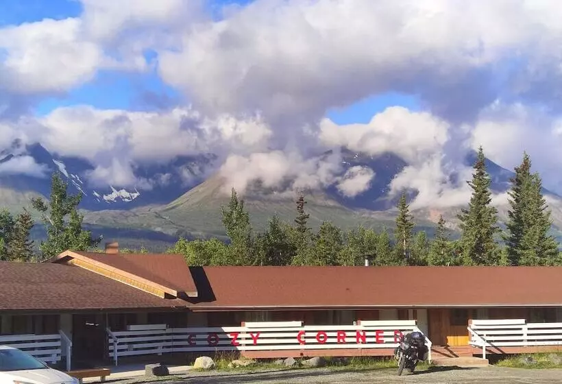 Cozy Corner Motel & Restaurant