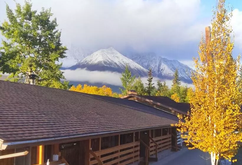 Cozy Corner Motel & Restaurant