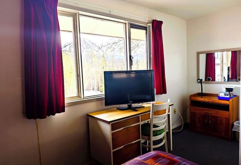 Cozy Corner Motel & Restaurant