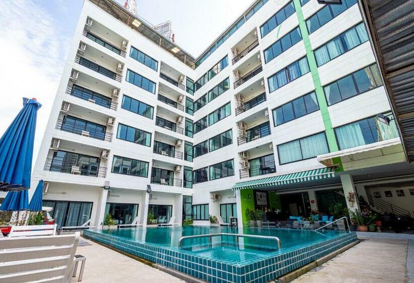 Szálloda Reddoorz Italay Resort