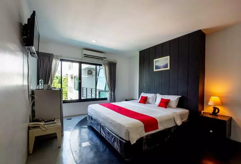 ホテル Reddoorz Italay Resort