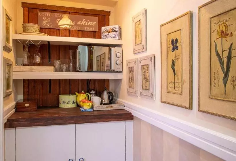 Majatalo The Tuscan Garden