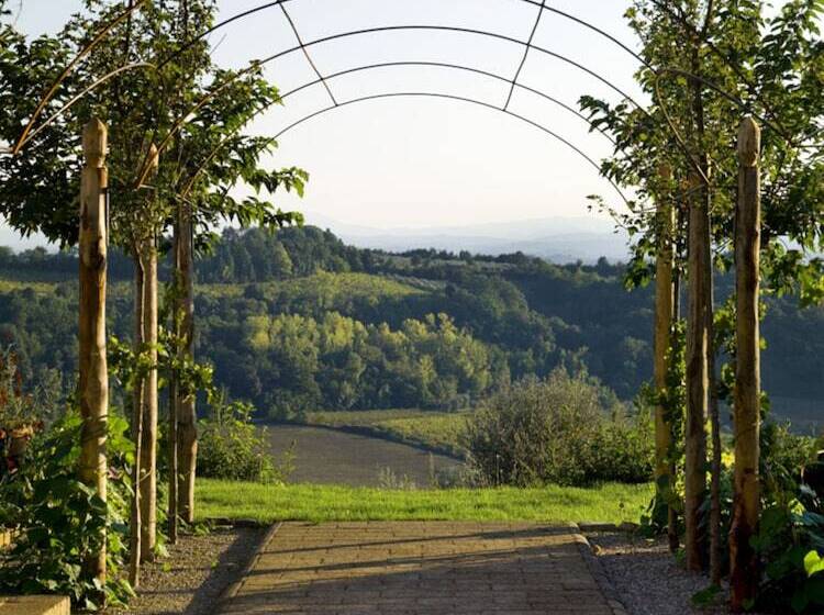 ベッドアンドブレックファースト Relais Borgo Petrognano