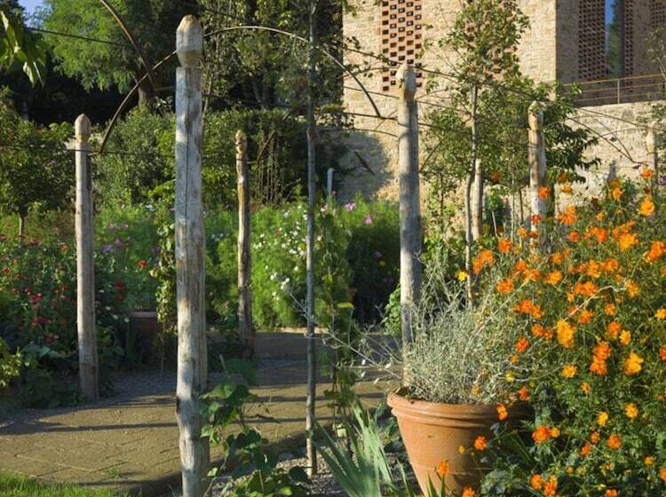 ベッドアンドブレックファースト Relais Borgo Petrognano