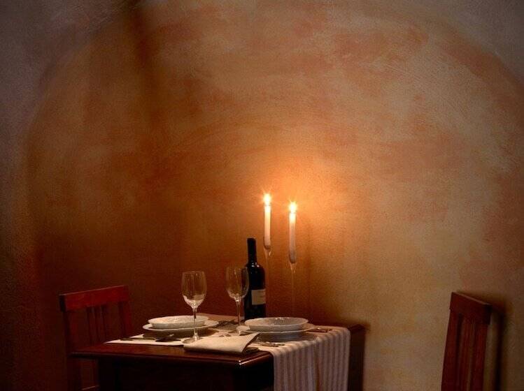 ベッドアンドブレックファースト Relais Borgo Petrognano