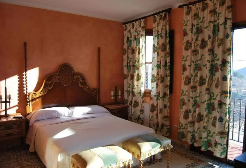 Hostal Crucica