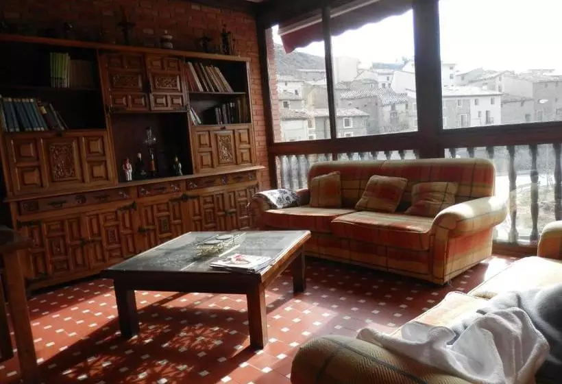 Hostal Crucica
