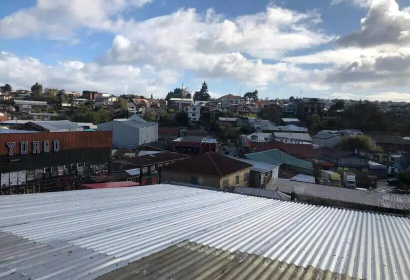 هتل Ancud Petit Hostal