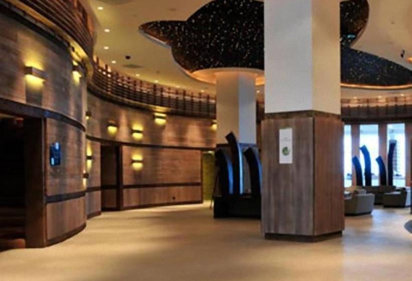 هتل Dreams Del Estrecho