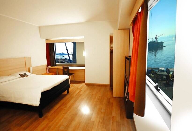 هتل Ibis Valparaiso